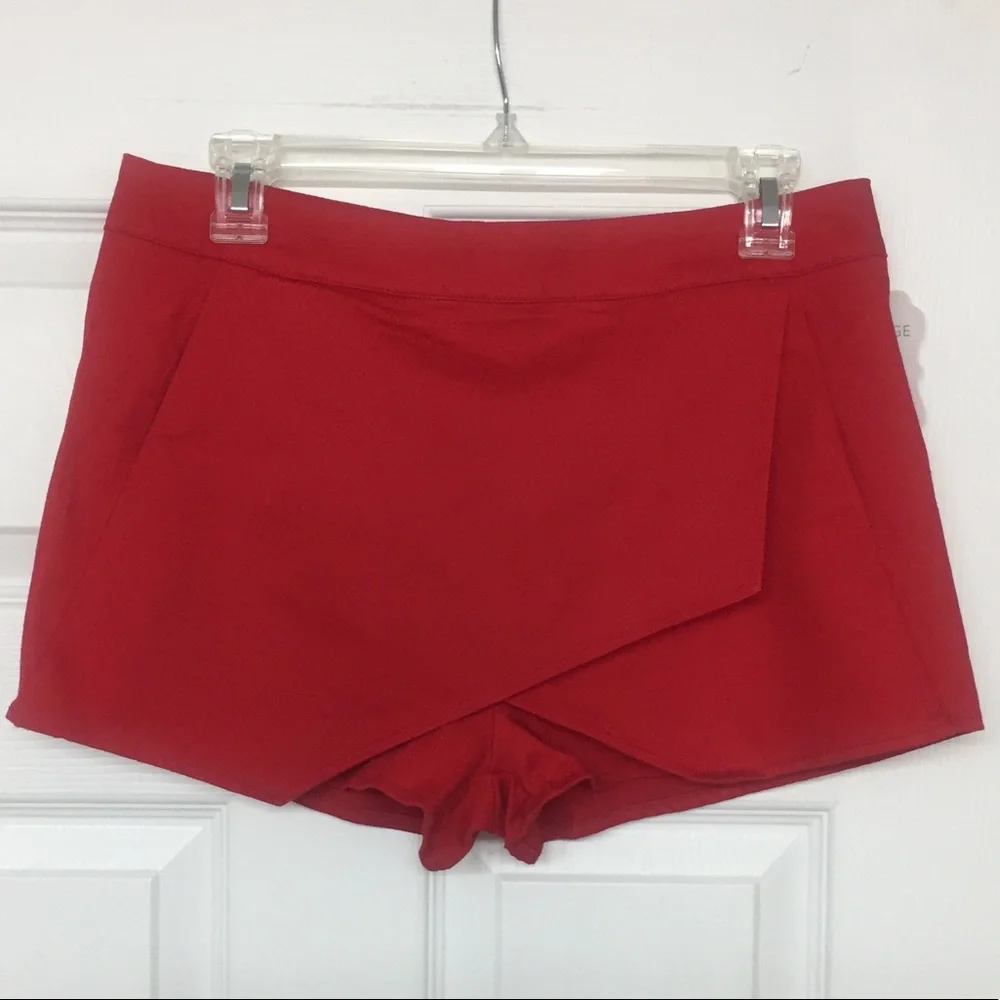 High Waist Bright Red Fun Skort / Shorts Sz M NWT
